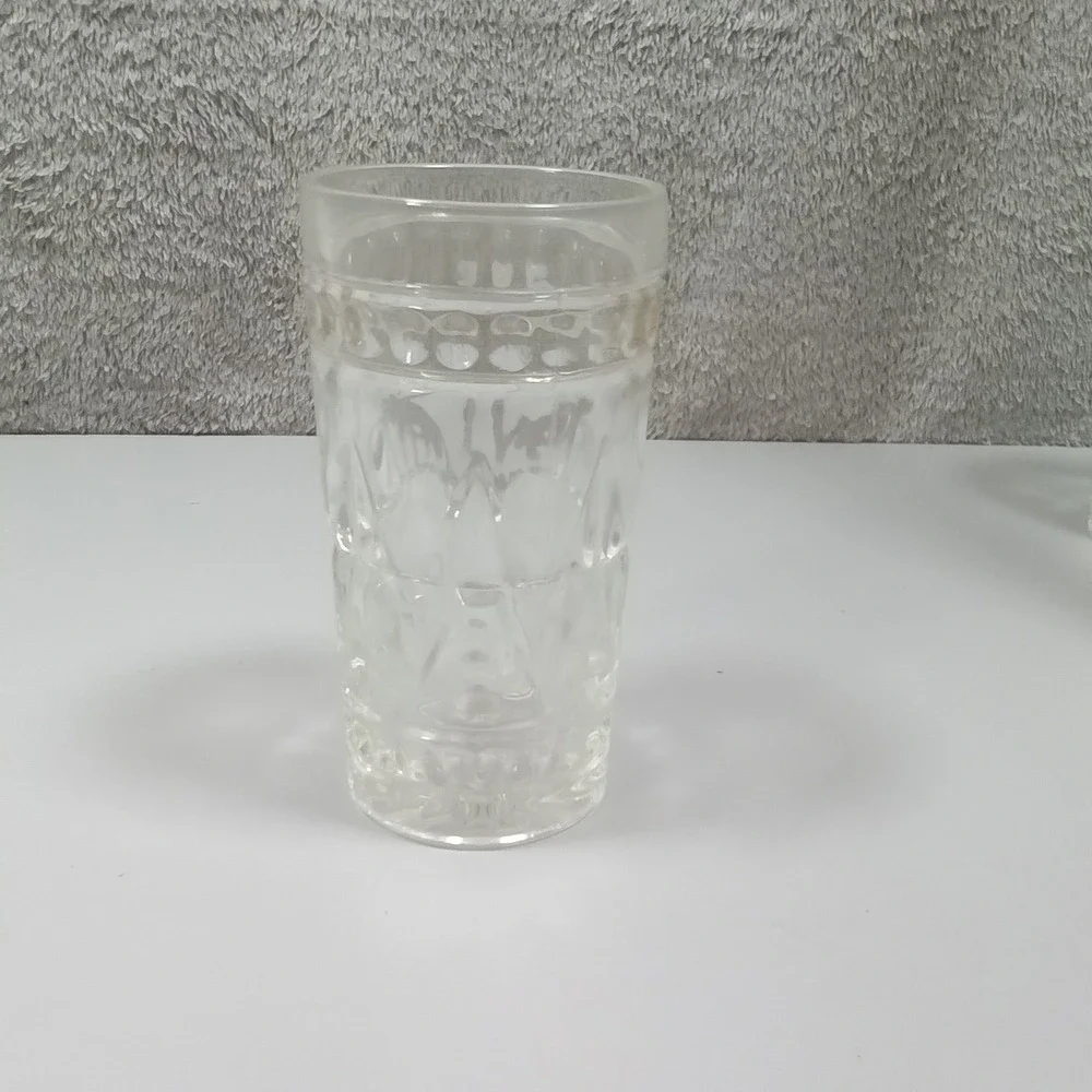 Vintage Clear Pressed Glass Highball‎ Tumbler Thumbprint Diamond Pattern 5.5in